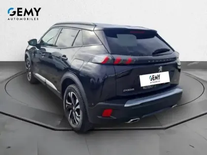 Photo 6 Peugeot 2008  PureTech 130 S&S EAT8