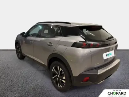 Photo 6 Peugeot 2008  PureTech 130 S&S BVM6