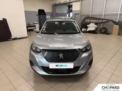 Photo 28 Peugeot 2008  PureTech 130 S&S BVM6