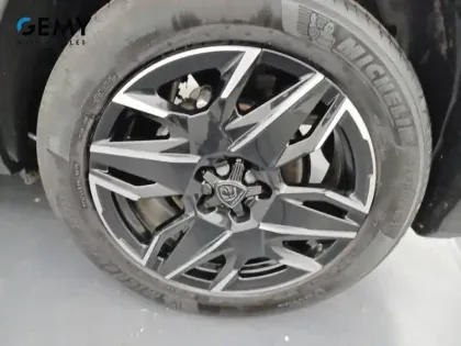 Photo 10 Peugeot 3008  Hybrid 136 e-DCS6