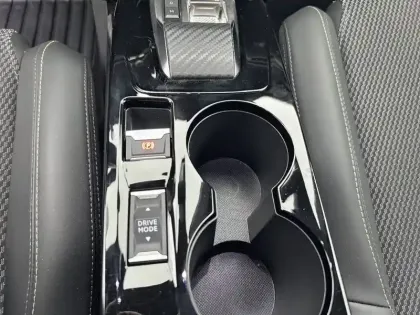 Photo 53 Peugeot 2008  PureTech 130 S&S EAT8