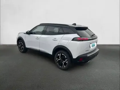 Photo 38 Peugeot 2008  PureTech 130 S&S EAT8