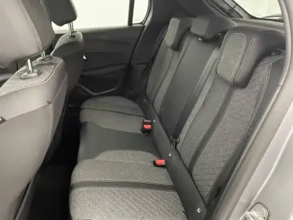 Photo 14 Peugeot 208  Hybrid 100 e-DCS6