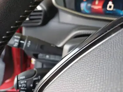 Photo 22 Peugeot 2008  PureTech 130 S&S BVM6