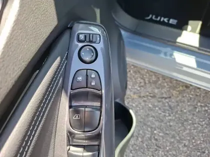 Photo 23 Nissan Juke  HYBRID 143
