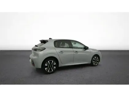 Photo 8 Peugeot 208  Hybrid 100 e-DCS6