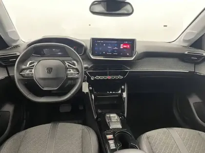 Photo 24 Peugeot 208  Hybrid 100 e-DCS6