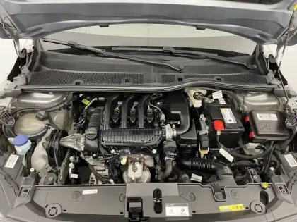 Photo 20 Peugeot 208  PureTech 75 S&S BVM5