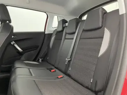 Photo 14 Peugeot 2008  BlueHDi 100ch S&S BVM6