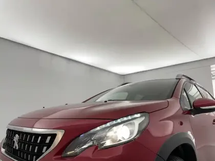 Photo 29 Peugeot 2008  BlueHDi 100ch S&S BVM6