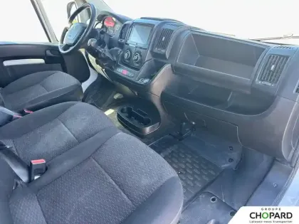 Photo 12 Peugeot Boxer  CC 3.5 T L3 MAXI BLUEHDI 165 S&S BVM6