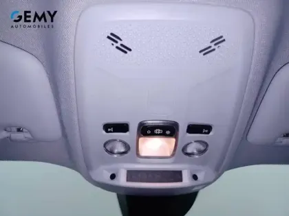 Photo 14 Peugeot 2008  PureTech 100 S&S BVM6