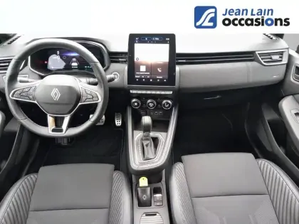 Photo 17 Renault Clio  E-Tech full hybrid 145