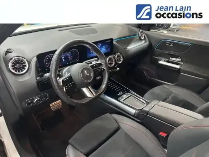Photo 10 Mercedes GLA  180 d 8G-DCT