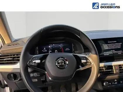 Photo 11 Skoda Kamiq  1.0 TSI Evo 110 ch BVM6