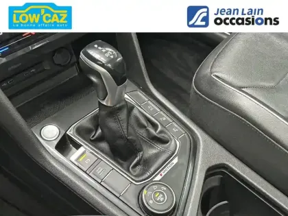 Photo 15 Volkswagen Tiguan  2.0 TDI 200ch DSG7 4Motion