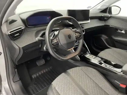 Photo 25 Peugeot 208  Hybrid 100 e-DCS6