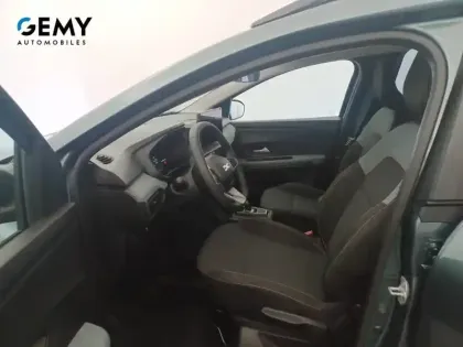 Photo 8 Dacia Jogger  Hybrid 155 7 pl