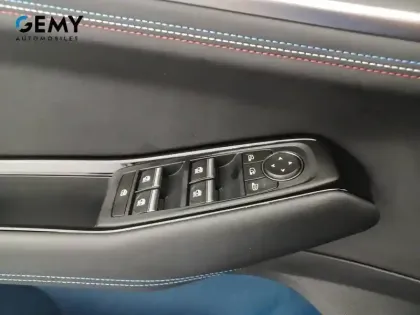 Photo 16 Renault Rafale  E-Tech full hybrid 200 ch