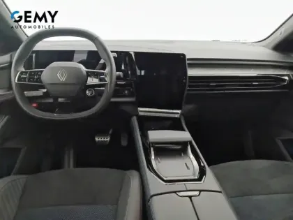 Photo 7 Renault Rafale  E-Tech full hybrid 200 ch
