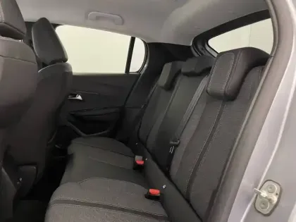 Photo 14 Peugeot 208  Hybrid 100 e-DCS6