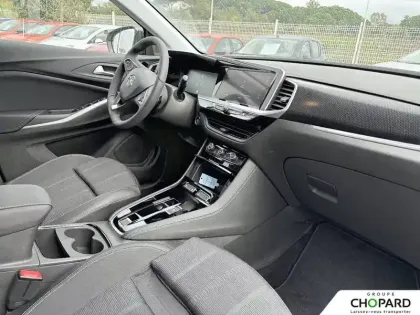 Photo 12 Opel Grandland  1.2 Turbo Hybrid 136 ch e-DCT6