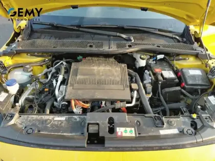 Photo 9 Peugeot 208  Electrique 50 kWh 136ch