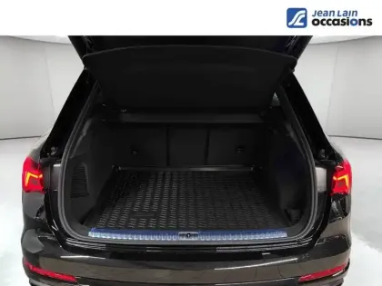Photo 9 Audi Q3  45 TFSIe 245 ch S tronic 6