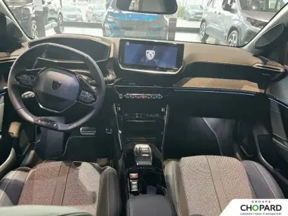 Photo 14 Peugeot 208  Hybrid 145 ch e-DCS6