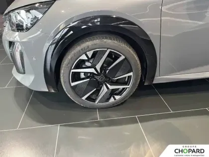 Photo 11 Peugeot 208  Hybrid 145 ch e-DCS6