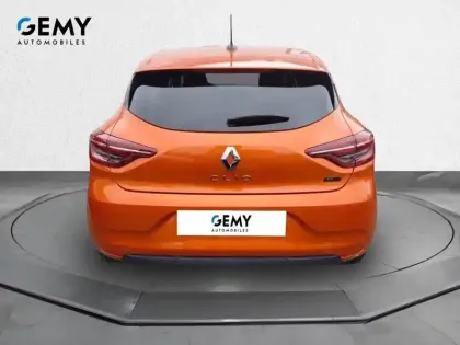 Photo 19 Renault Clio  E-Tech full hybrid 145