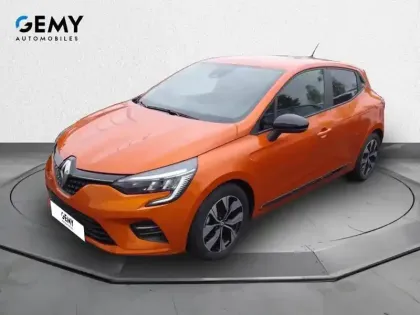 Photo 15 Renault Clio  E-Tech full hybrid 145