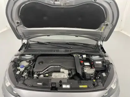 Photo 20 Peugeot 208  Hybrid 100 e-DCS6