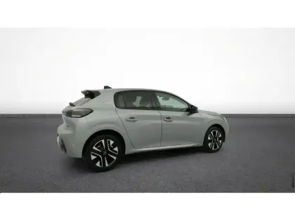 Photo 8 Peugeot 208  Hybrid 100 e-DCS6