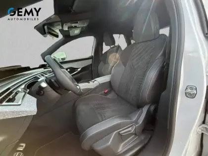 Photo 8 Peugeot 3008  Hybrid 136 e-DCS6