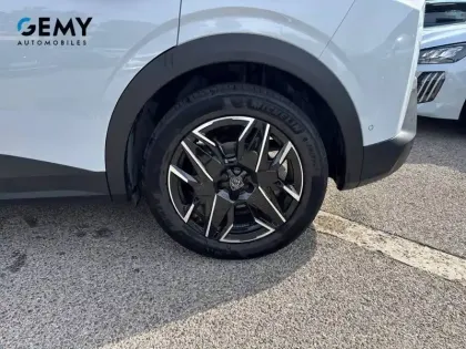 Photo 10 Peugeot 3008  Hybrid 136 e-DCS6