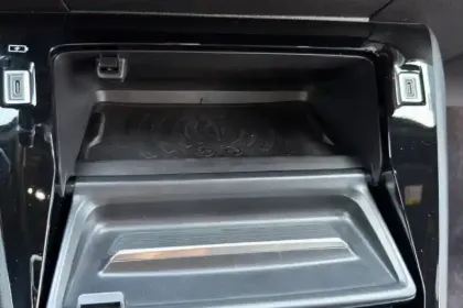 Photo 29 Peugeot 2008  PureTech 130 S&S EAT8