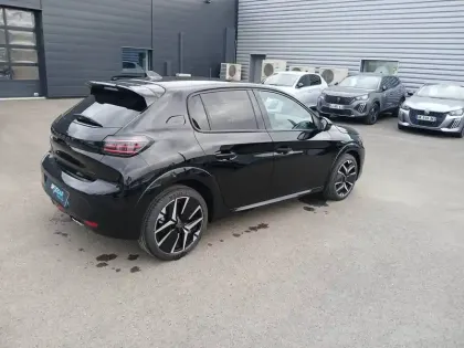 Photo 14 Peugeot 208  Hybrid 145 ch e-DCS6
