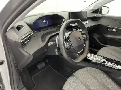 Photo 30 Peugeot 208  Hybrid 100 e-DCS6
