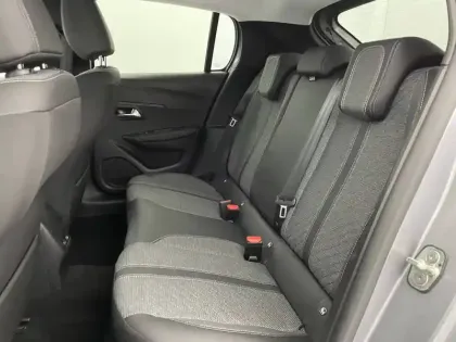Photo 14 Peugeot 208  Hybrid 100 e-DCS6