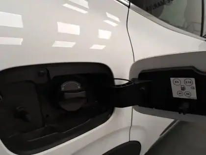 Photo 20 Renault Arkana  E-Tech full hybrid 145 GSR2