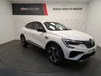 Photo 6 Renault Arkana  E-Tech full hybrid 145 GSR2