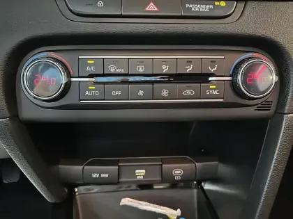Photo 13 Kia Ceed  SW 1.0 T-GDi 100 ch BVM6