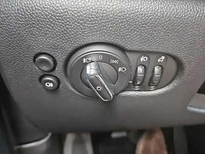 Photo 16 Mini Mini Hatch 3 Portes Cooper 136 ch DKG7