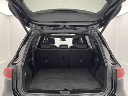 Photo 36 Mercedes GLB  200 d 8G-DCT