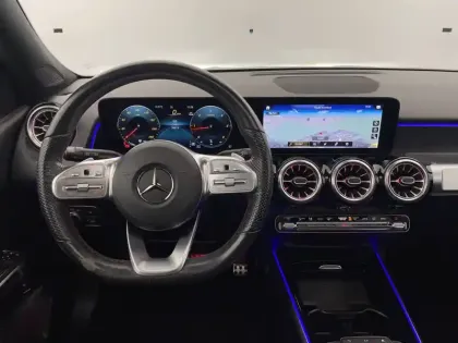 Photo 44 Mercedes GLB  200 d 8G-DCT