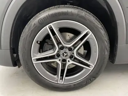 Photo 41 Mercedes GLB  200 d 8G-DCT