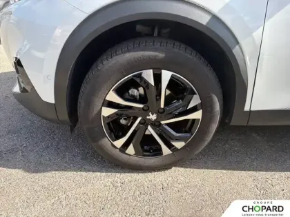 Photo 11 Peugeot 2008  PureTech 130 S&S EAT8