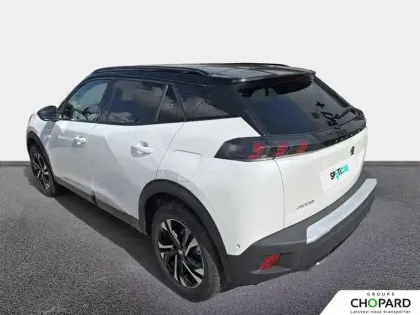 Photo 6 Peugeot 2008  PureTech 130 S&S EAT8