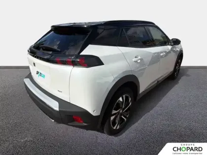 Photo 7 Peugeot 2008  PureTech 130 S&S EAT8